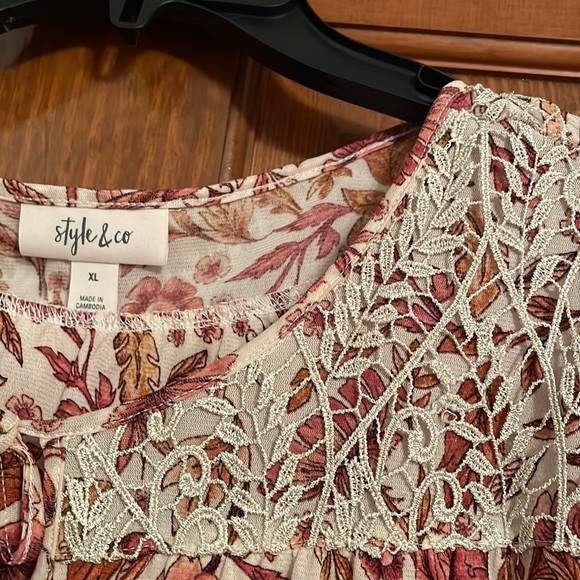 Style & Co summer top - Picture 2 of 3